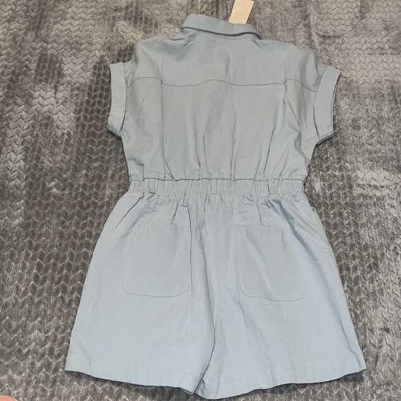 NWT Dokotoo Utility Cargo Romper.  Cotton and Linen/Denim.  Size Large. Gray. - Picture 9 of 10